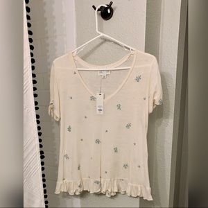 NWT Boho Embroidered Ruffle Hemmed Top